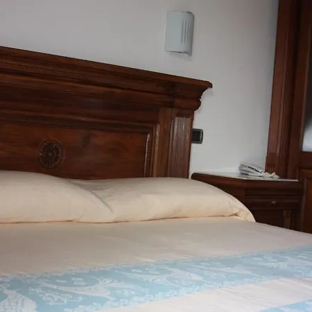 Hotell Sa Suergia 3*